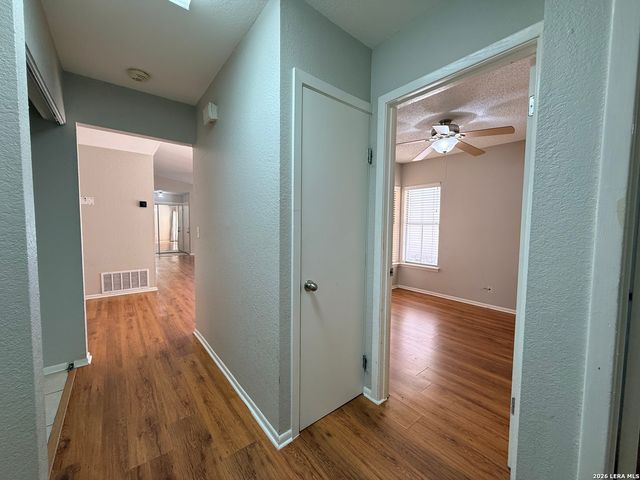 16611 WOLF RIDGE ST, San Antonio, TX 78247