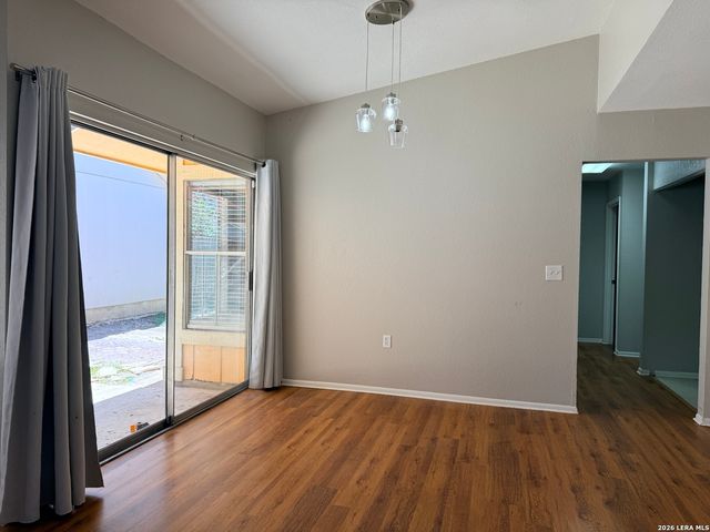 16611 WOLF RIDGE ST, San Antonio, TX 78247
