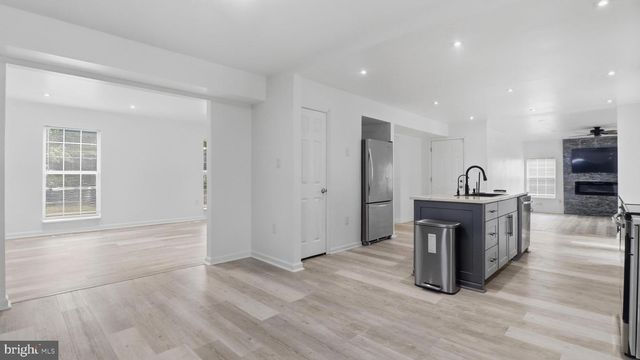 10383 CHAMBERLIN CT E, Waldorf, MD 20601