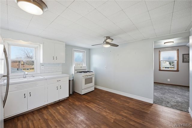 155 Fieldcrest Court, West Seneca, NY 14224