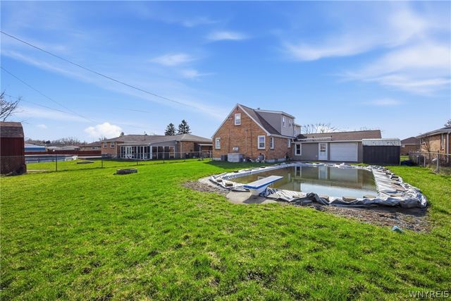 155 Fieldcrest Court, West Seneca, NY 14224