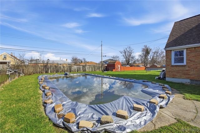 155 Fieldcrest Court, West Seneca, NY 14224