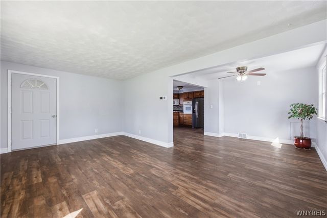 155 Fieldcrest Court, West Seneca, NY 14224