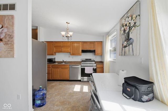 11639 E 10th Street, Indianapolis, IN 46229