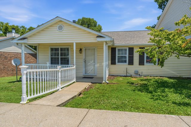 40 Rolling Meadows Dr, Goodlettsville, TN 37072