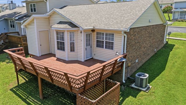 40 Rolling Meadows Dr, Goodlettsville, TN 37072