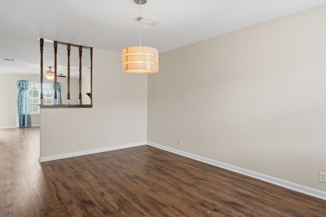 40 Rolling Meadows Dr, Goodlettsville, TN 37072