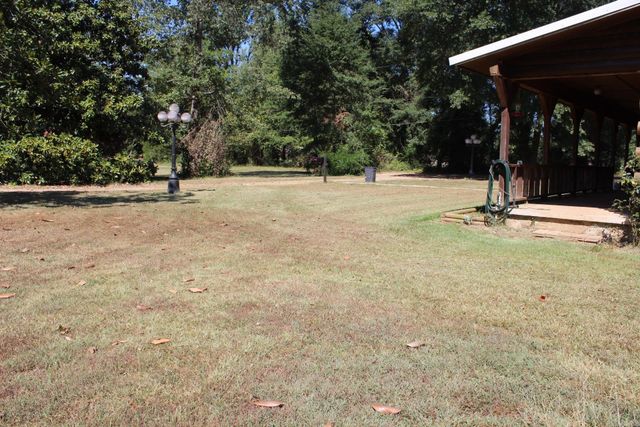 503 Trenton Blvd, Nashville, AR 71852