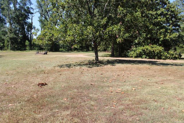 503 Trenton Blvd, Nashville, AR 71852