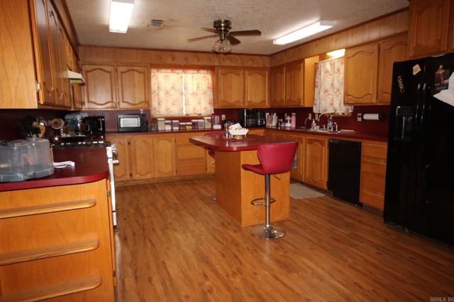 503 Trenton Blvd, Nashville, AR 71852