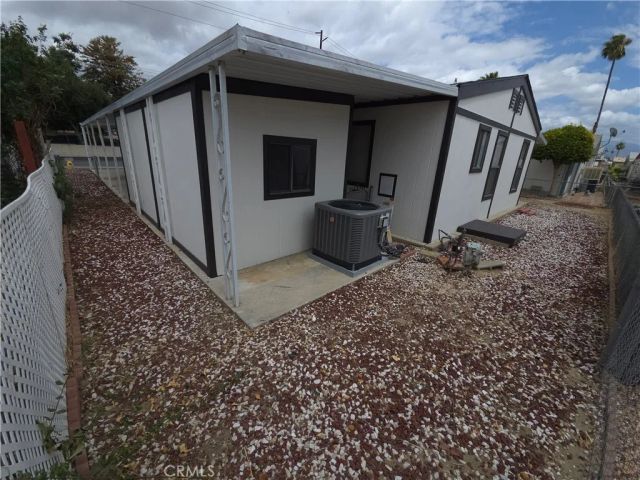 601 N Kirby 499, Hemet, CA 92545