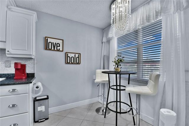 2999 NW 48th Ave 438, Lauderdale Lakes, FL 33313