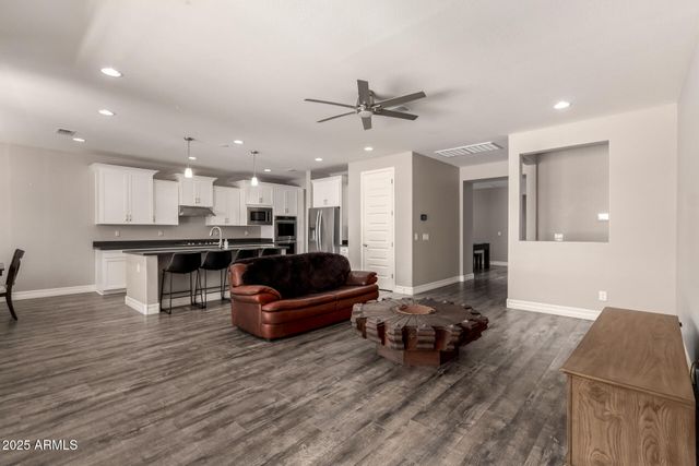 34009 N 29TH Drive, Phoenix, AZ 85085
