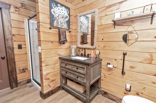 4210 Highway 76, Cottontown, TN 37048