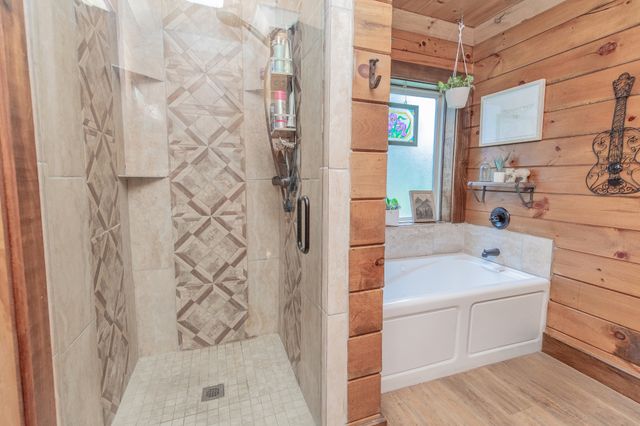 4210 Highway 76, Cottontown, TN 37048