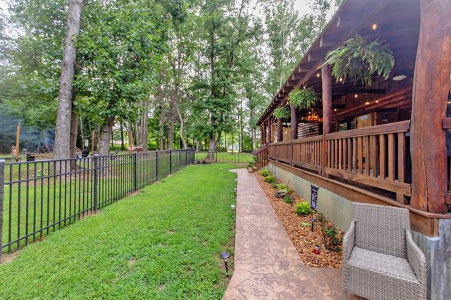 4210 Highway 76, Cottontown, TN 37048