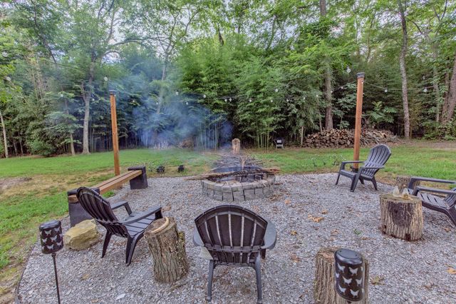 4210 Highway 76, Cottontown, TN 37048