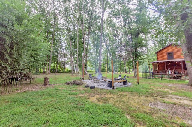 4210 Highway 76, Cottontown, TN 37048