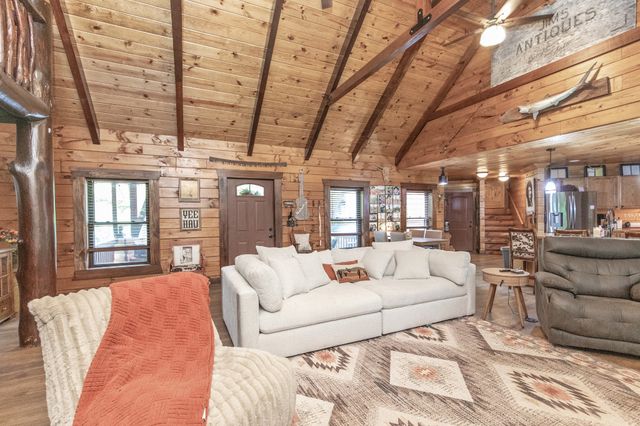 4210 Highway 76, Cottontown, TN 37048