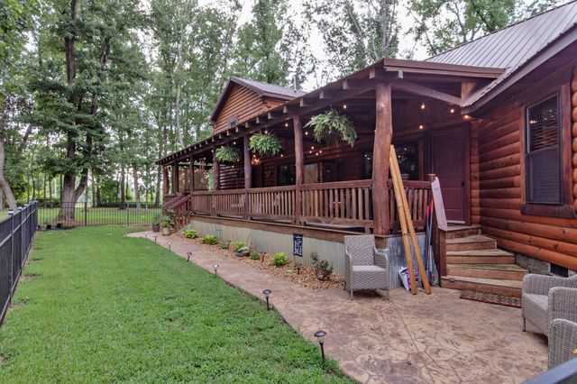 4210 Highway 76, Cottontown, TN 37048