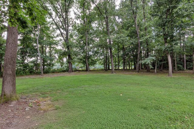 4210 Highway 76, Cottontown, TN 37048