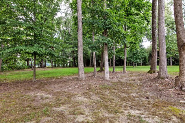 4210 Highway 76, Cottontown, TN 37048