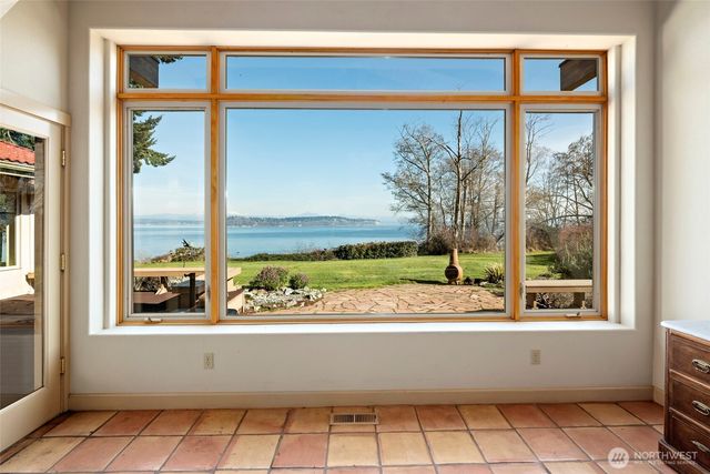 5477 Wilkinson Road, Langley, WA 98260