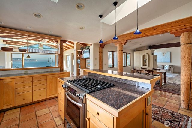 5477 Wilkinson Road, Langley, WA 98260