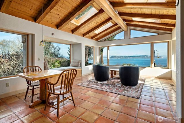 5477 Wilkinson Road, Langley, WA 98260