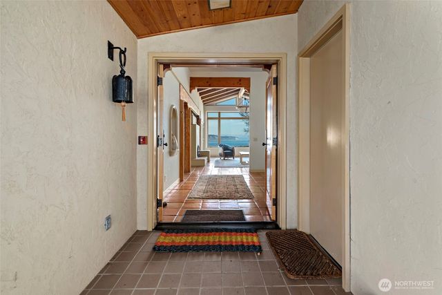 5477 Wilkinson Road, Langley, WA 98260