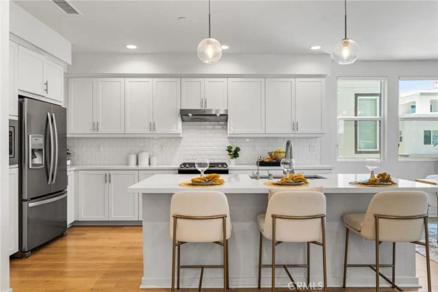 110 Fable, Irvine, CA 92618