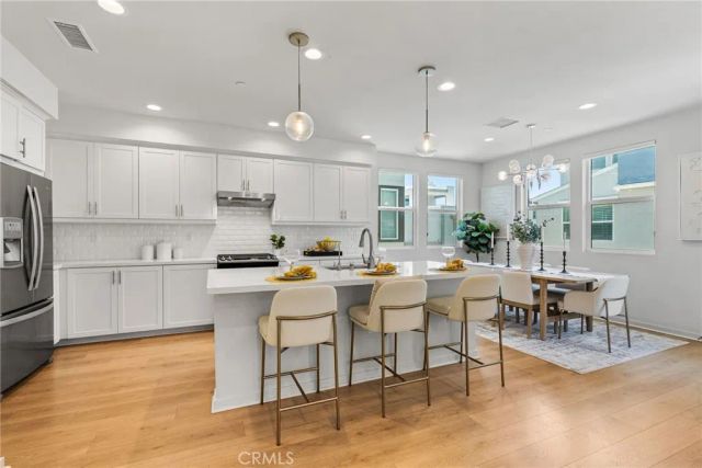 110 Fable, Irvine, CA 92618