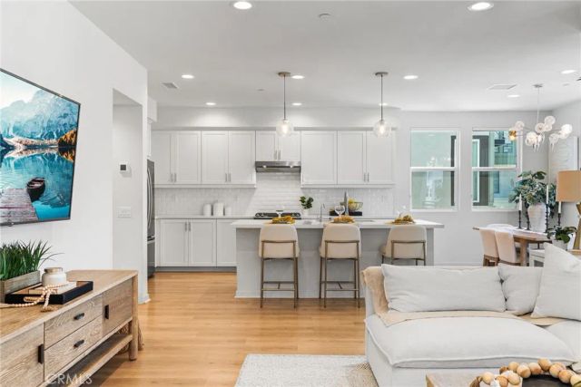 110 Fable, Irvine, CA 92618