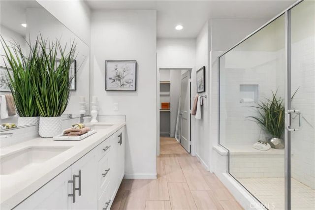 110 Fable, Irvine, CA 92618