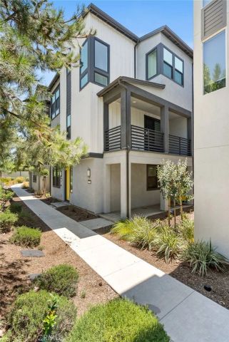 110 Fable, Irvine, CA 92618