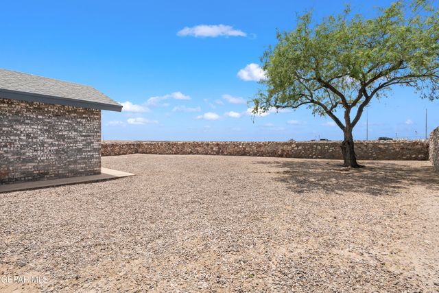 7737 WATERHOUSE Drive, El Paso, TX 79912