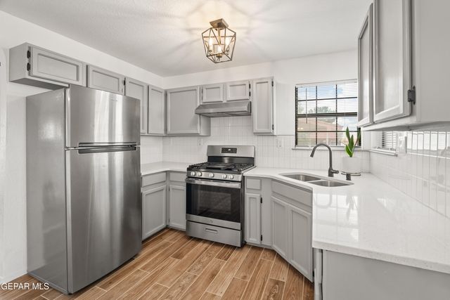 7737 WATERHOUSE Drive, El Paso, TX 79912
