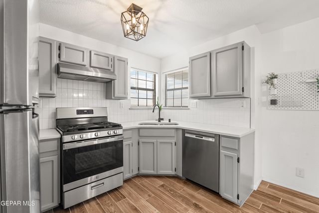 7737 WATERHOUSE Drive, El Paso, TX 79912