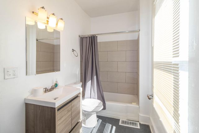 1414 Regent Avenue, Cincinnati, OH 45237