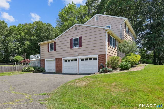 11 Olin Court, Shelton, CT 06484
