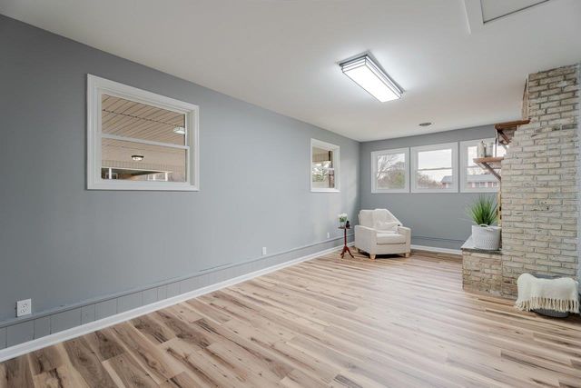 24 LA SALLE DR, Grottoes, VA 24441