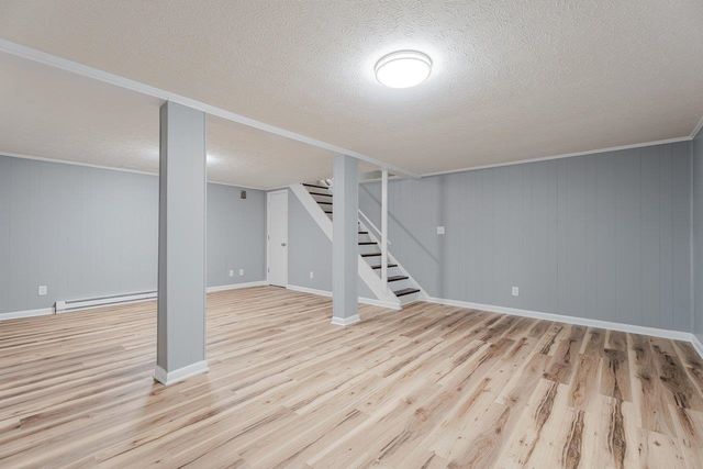 24 LA SALLE DR, Grottoes, VA 24441