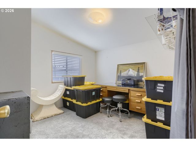 20248 HIGHWAY 213 52, Oregon City, OR 97045