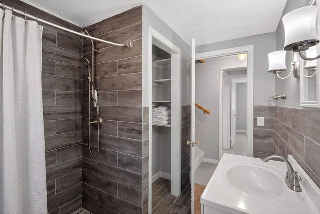 20 Fresh Brook Ln A, Wellfleet, MA 02667
