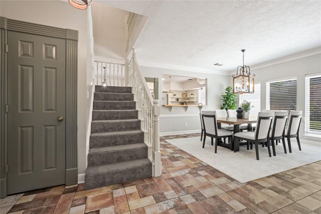 5522 Sycamore Creek Drive, Houston, TX 77345