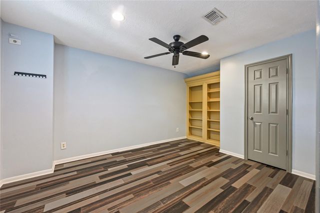 5522 Sycamore Creek Drive, Houston, TX 77345