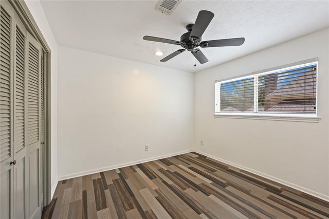 5522 Sycamore Creek Drive, Houston, TX 77345