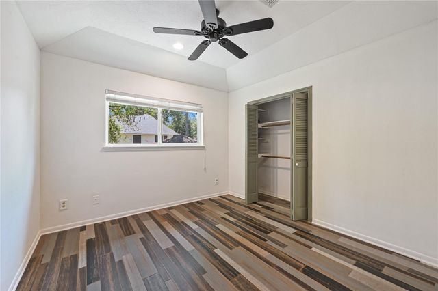 5522 Sycamore Creek Drive, Houston, TX 77345