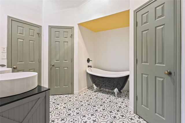 5522 Sycamore Creek Drive, Houston, TX 77345