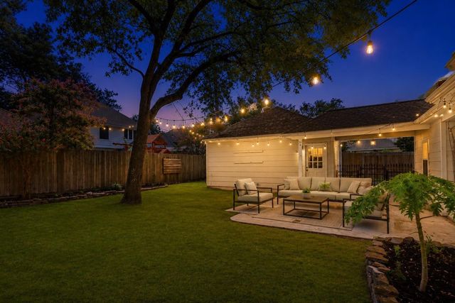 5522 Sycamore Creek Drive, Houston, TX 77345